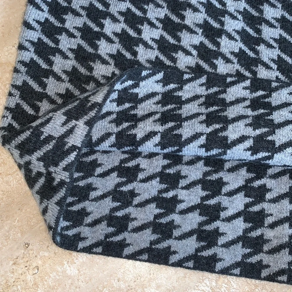 NEW! KIER + J Cashmere skirt grey/black houndstooth, pull-on. Size XL